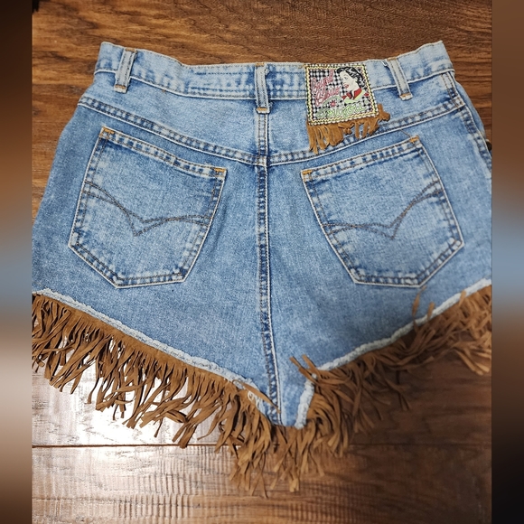 JouJou Vintage Fringe Shorts-Broken Zipper - Picture 3 of 6